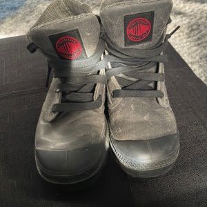 Palladium shoes. Rustic back. Size 6